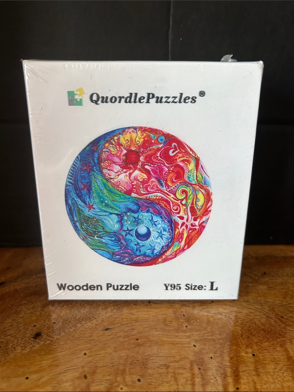 QUORDLE PUZZLES Wooden Puzzle Yin Yang Puzzle - Colorful Blue & Red